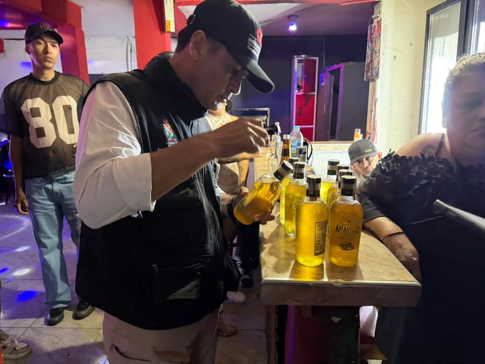GOAT intensifica ofensiva contra el contrabando en el Tolima: más de 300 cajetillas de cigarrillos y 30 unidades de licor aprehendidas