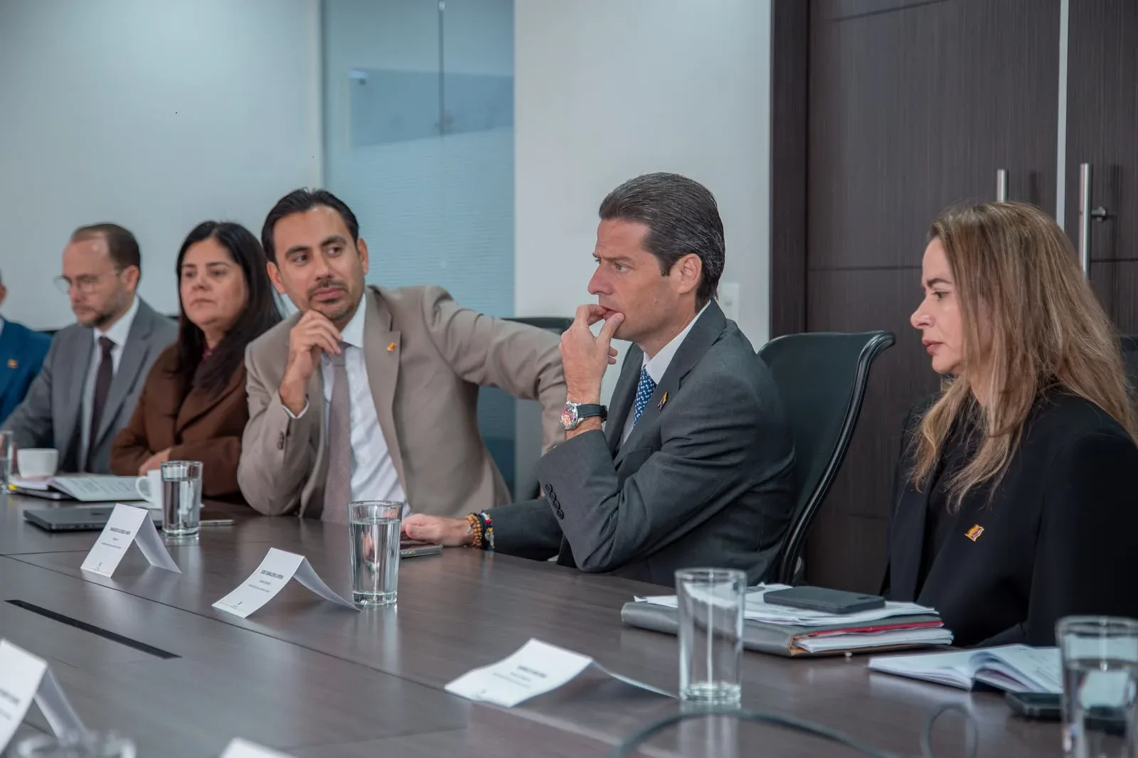 MinComercio articula a ICA, DIAN, Invima y Antinarcóticos para agilizar las exportaciones desde Puerto Antioquia