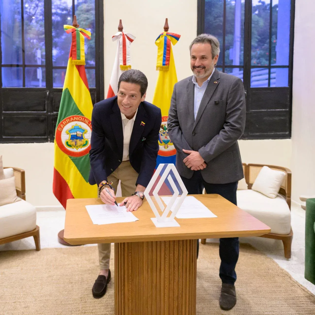 Gobierno De La Espriella y Renault-Sofasa avanzan en inversión estratégica de hasta US$150 millones