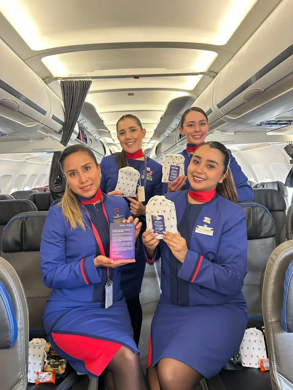 Latam Airlines Colombia inicia la celebración de sus 15 años volviendo a sus orígenes con empresarios del Tolima a bordo