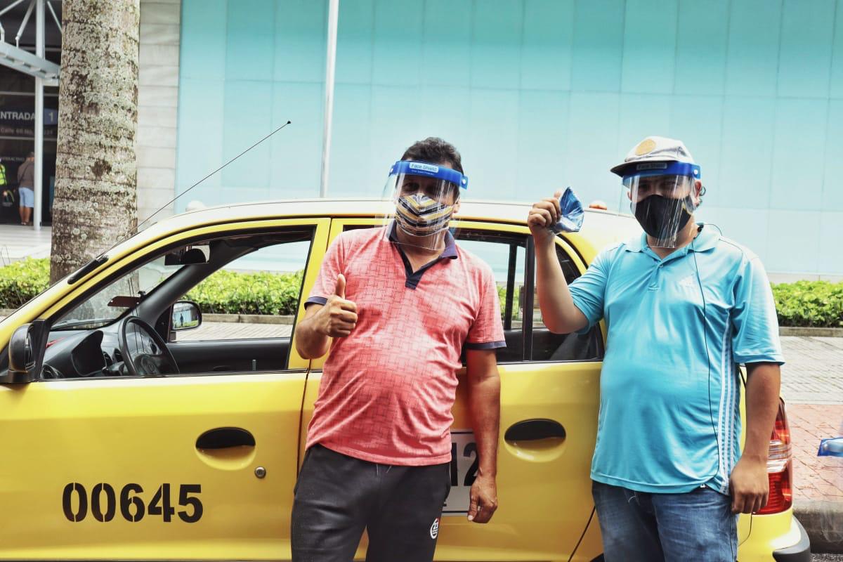 TURISTAS:  Taxistas de Ibagué recibieron elementos de protección para el Covid-19