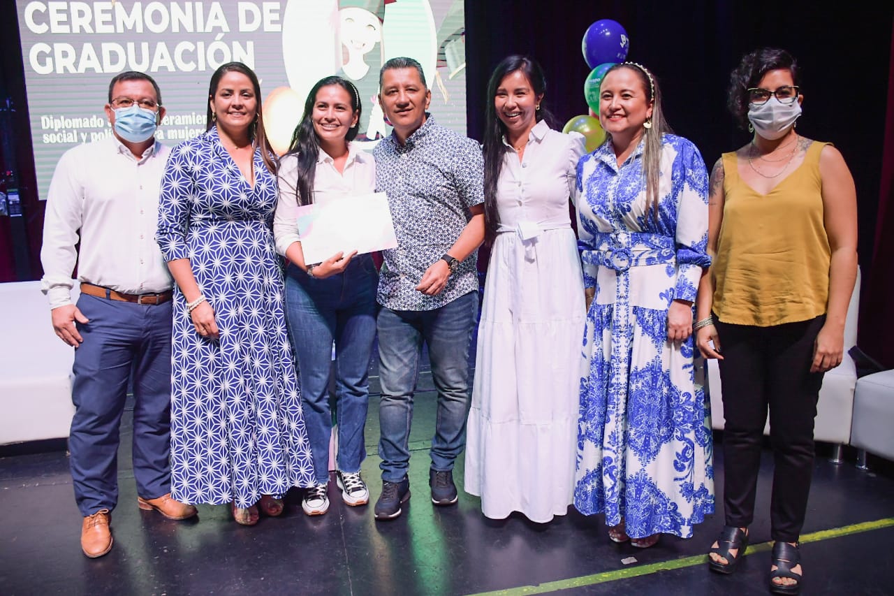 500 mujeres se graduaron en el Diplomado en Liderazgo y Empoderamiento Social y Político para las Mujeres del Tolima
