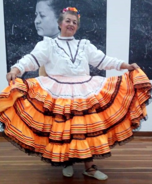 MARGARITA LIZARAZO – GRUPO DE DANZAS LOS AÑOS MARAVILLOSOS MARGARITA LIZARAZO – GRUPO DE DANZAS LOS AÑOS MARAVILLOSOS