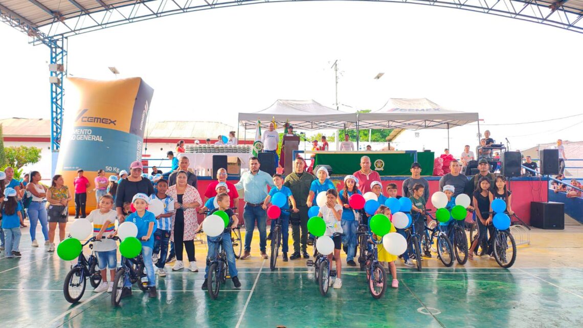 CEMEX, Más de 600 sonrisas iluminaron esta Navidad en Payande Tolima