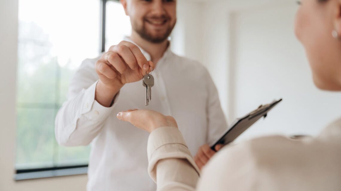 ¡El sueño de casa propia se hace realidad! Comfenalco Tolima revela tasas hipotecarias insuperables y financiación de hasta 20 años.