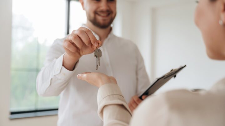 ¡El sueño de casa propia se hace realidad! Comfenalco Tolima revela tasas hipotecarias insuperables y financiación de hasta 20 años.