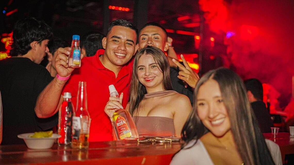 La rumba en Ibagué le dice si a Aguardiente Tapa Roja