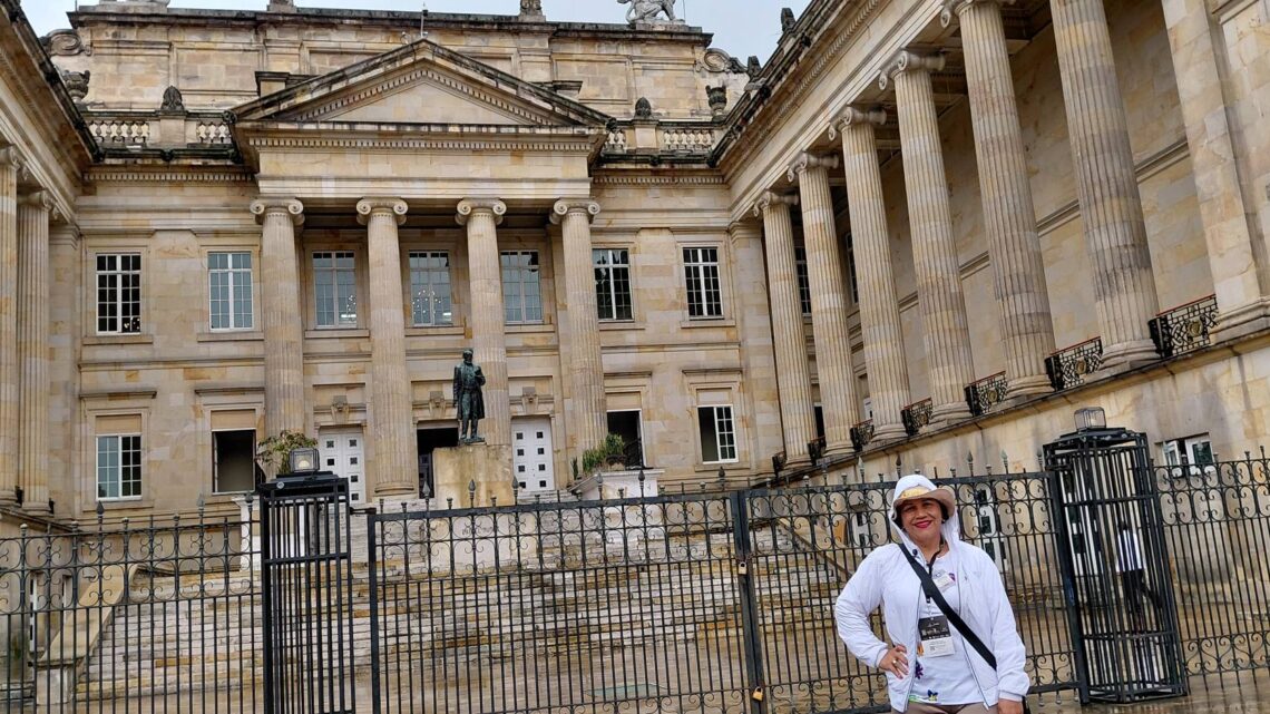 La Candelaria y Plaza de Bolívar: historia, fe y poder en el corazón de Bogotá