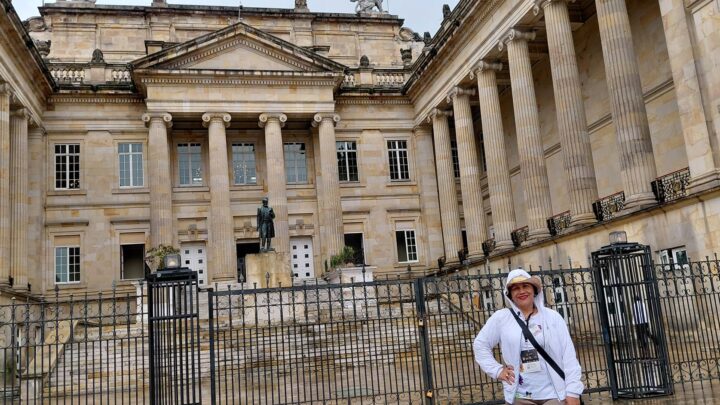 La Candelaria y Plaza de Bolívar: historia, fe y poder en el corazón de Bogotá