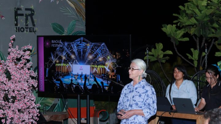 “Las Noches Negras no terminan, hay que atravesarlas, insistir y creer”: Julia Salvi