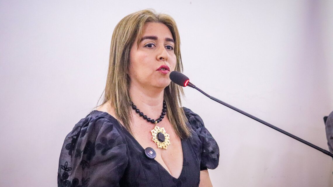 Secretaria de Hacienda Carol Andrea Páramo García