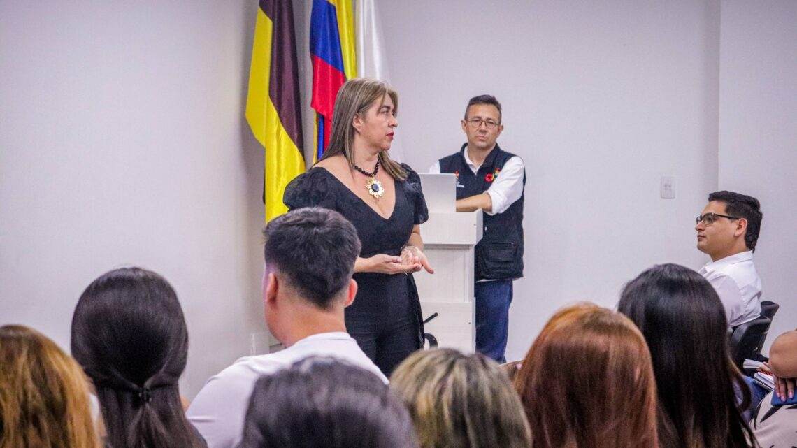 Carol Andrea Páramo García, fue invitada a la conferencia “Impuestos Departamentales”