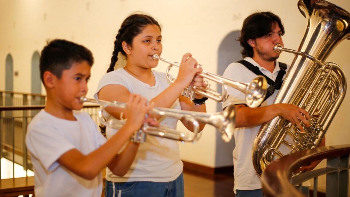 Alcaldía fortalece la formación cultural con nueva dotación para la Escuela Artística Panóptico