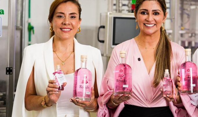 Crece la demanda nacional del Aguardiente Rosado del Tolima