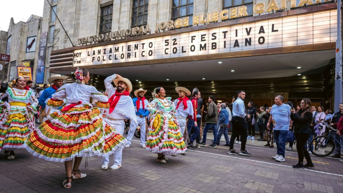 El 52° Festival Folclórico Colombiano en Ibagué.