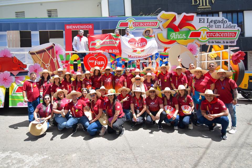 Supermercados Mercacentro vivimos con orgullo una de las fiestas