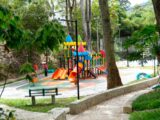 El Centenario cuenta con una moderna zona infantil.