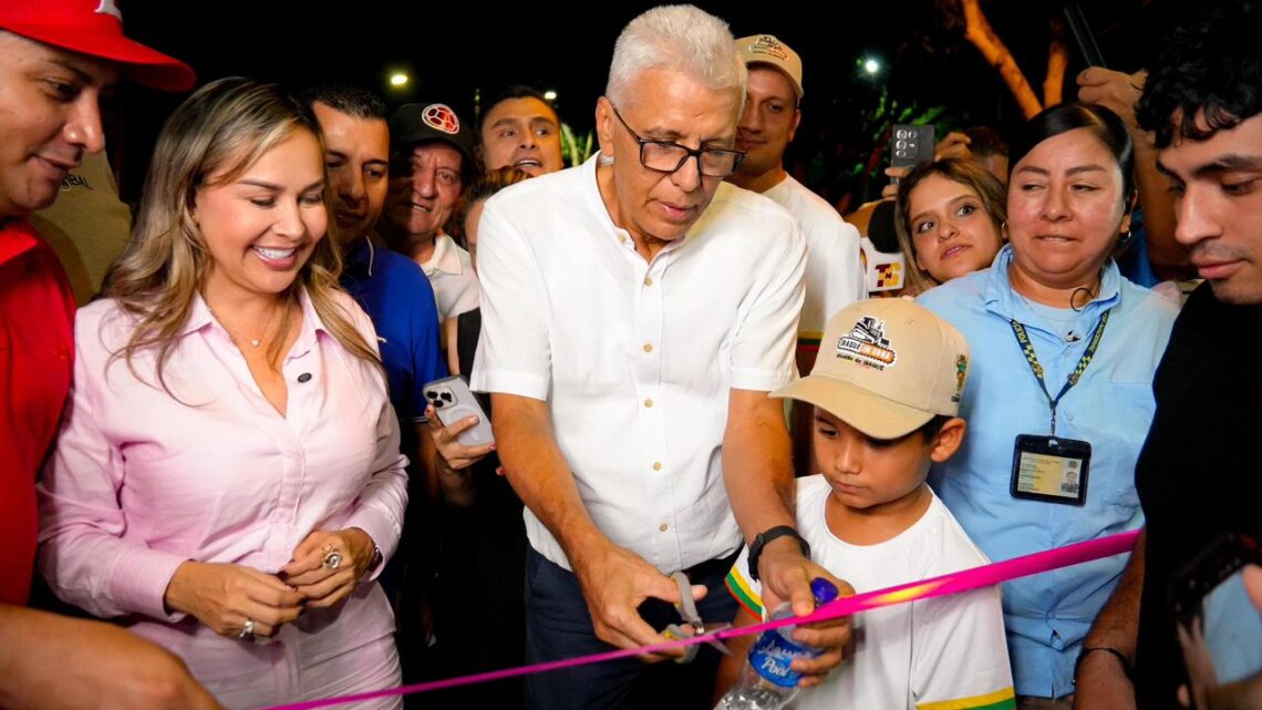 Alcaldesa inaugura cerca de 10 cuadras pavimentadas en Rincón de Piedra Pintada
