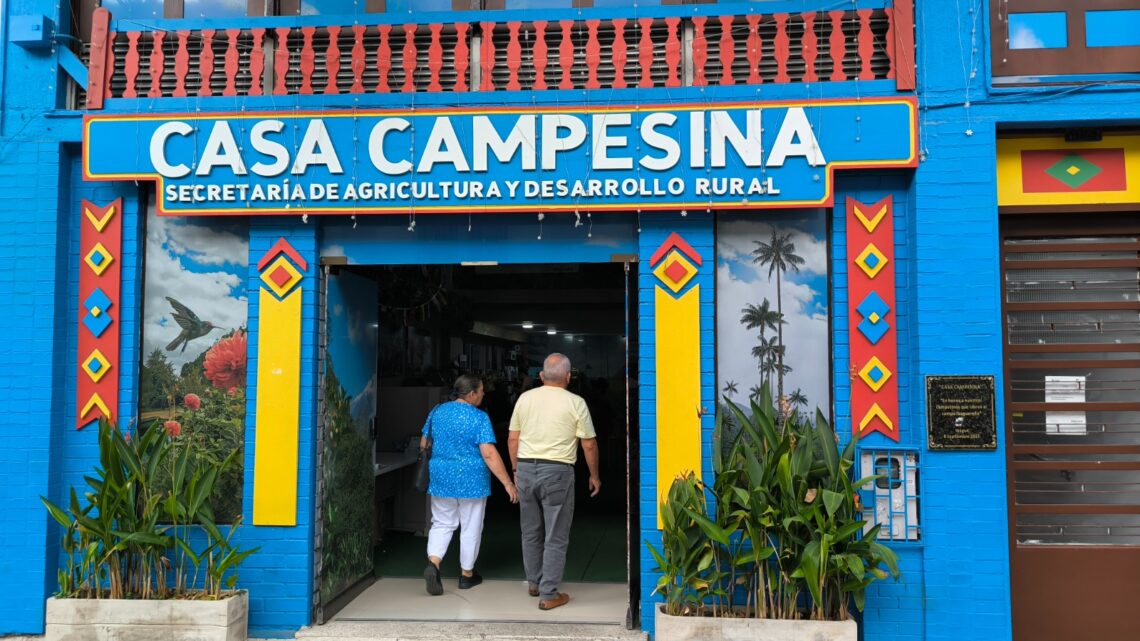 Compre productos del campo y gane premios en el primer aniversario de la Casa Campesina