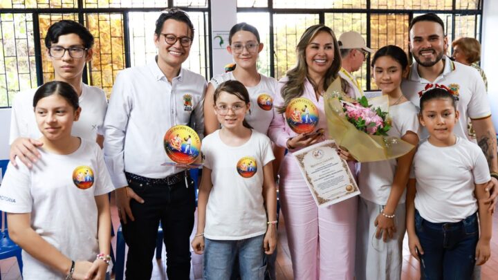 Alcaldesa Johana Aranda entregó tres bibliotecas remodeladas en Ibagué